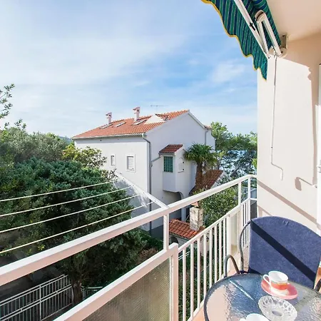 Apartment And Rooms Franka Zaboric Exterior photo